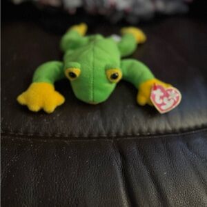 Ty Green and Yellow Frog Plush